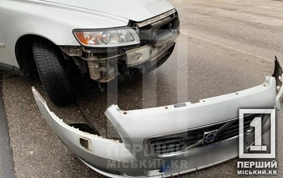 Жінку та дитину забрала швидка: на проспекті Миру сталося зіткнення Subaru і Volvo