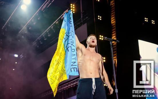 Не злякалися сирен та вибухів аби побачити правду на власні очі: хто зі світових зірок приїжджав до України з підтримкою у 2025-му