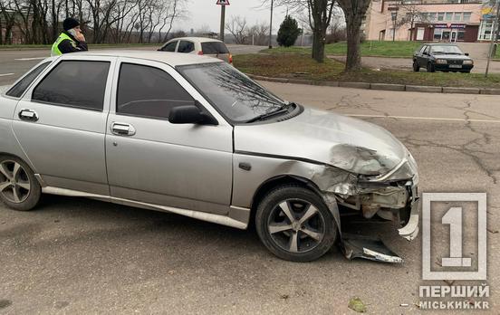 Різкий маневр призвів до удару: на Миколаївському шосе ДТП з Лада і Ford