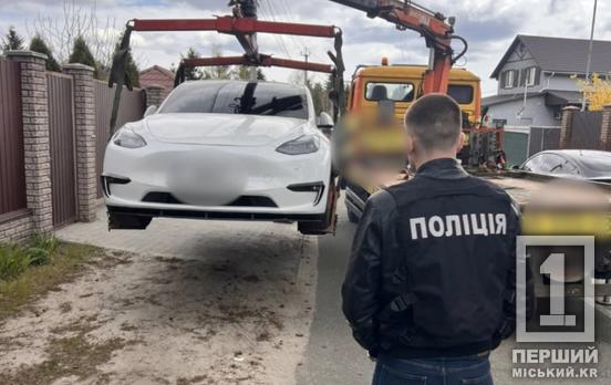 Люксові авто, шалені статки та «мільйон у подарунок»: по всій Україні пройшли масові обшуки у посадовців ТЦК