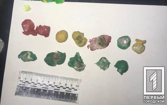 «Пакунок із сюрпризом»: у Кривому Розі до в’язниці намагалися передати заборонені речовини