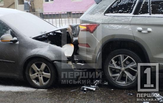 Нервовий ранок одразу для п’ятьох водіїв: на Петра Калнишевського дорогу зайняли дві аварії