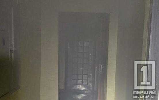 Винесли чоловіка із задимленої оселі: рятувальники приборкали займання на 5-му Зарічному