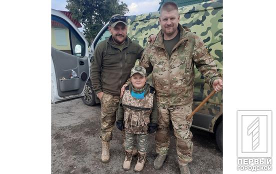 Семилетний житель одного из поселков близ Кривого Рога является «талисманом» украинских воинов, – Минобороны