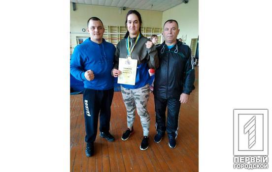 Боксёры из Кривого Рога привезли призовые места с областных соревнований