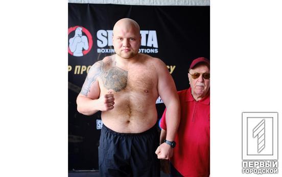 Боксёр из Кривого Рога Игорь Шевадзуцкий сразится на профессиональном ринге