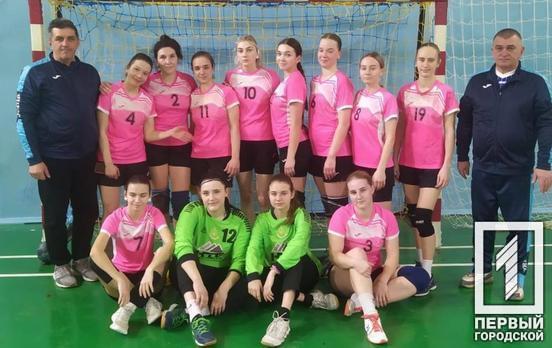 Команда гандболисток из Кривого Рога уверенно одержала победу на Чемпионате Украины