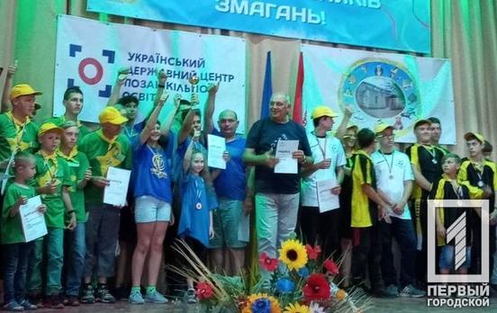 520 метров длиной: команда из Кривого Рога установила рекорд на соревнованиях воздушных змеев