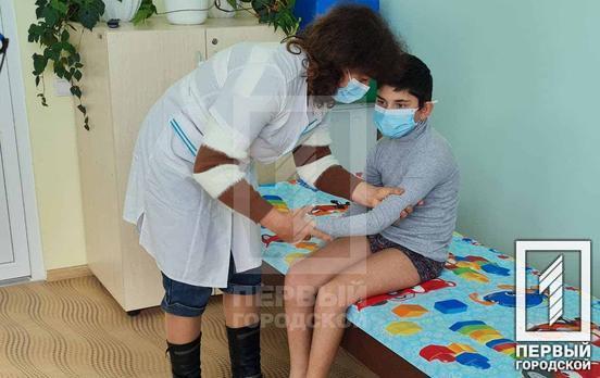 У Кривому Розі лікарі з Харкова оглянули дітей з ДЦП для обстеження в інституті протезування