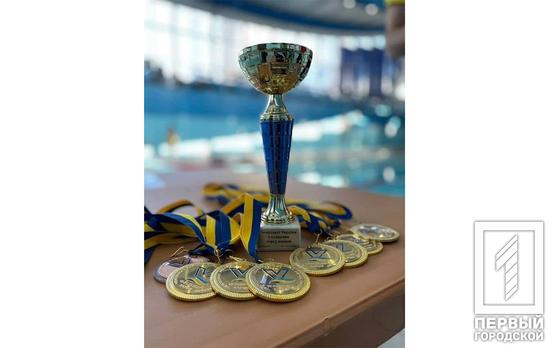 Два пловца из Кривого Рога завоевали четыре медали на зимнем чемпионате Украины по плаванию