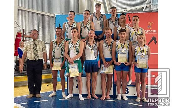 Акробаты из Кривого Рога получили медали разного достоинства на Чемпионате Украины по прыжкам на батуте