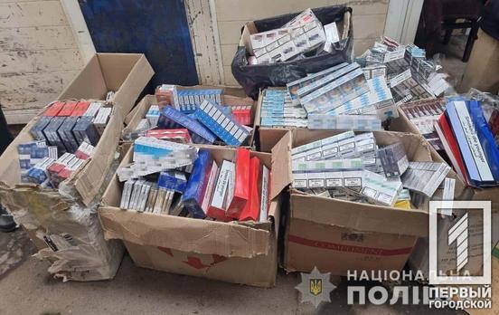 Сигареты и 500 литров спирта: в Кривом Роге полицейские обнаружили и изъяли контрафактные товары