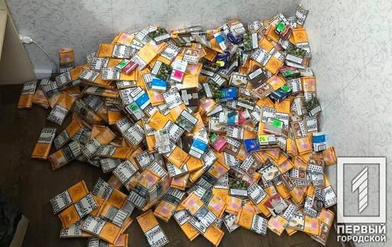 В Металлургическом районе Кривого Рога полиция изъяла контрафактные сигареты и алкоголь