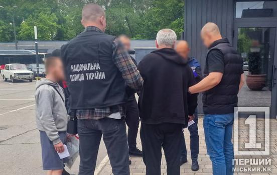 У Кривому Розі затримали ділка, який за гроші гарантував успішну здачу іспиту на водіння