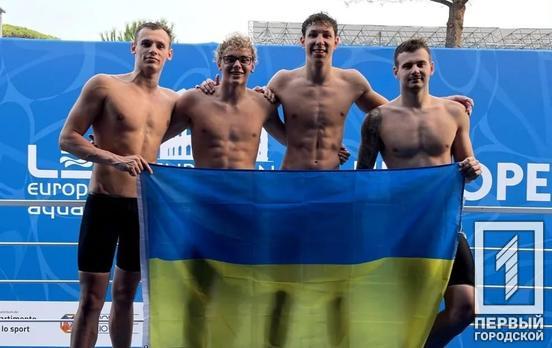 Криворожский спортсмен в составе команды по эстафетному плаванию установил новый рекорд Украины