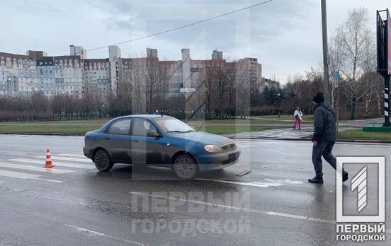 В Кривом Розе автомобиль сбил мужчину на зебре