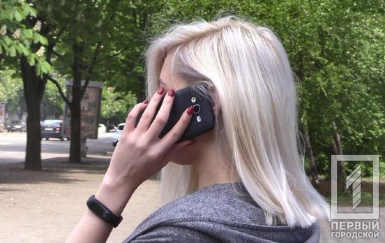 Предлагают за деньги выкупить из плена: в Украине мошенники звонят по телефону родственникам украинских военных