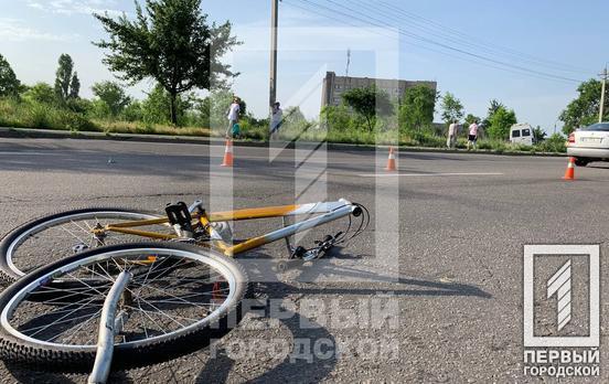 У Кривому Розі маршрутка збила підлітка на велосипеді та вилетіла на узбіччя