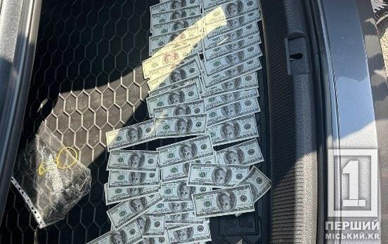 Мати «загинула» через війну: на Дніпропетровщині викрили чоловіка, що заробляв на небажанні служити в армії