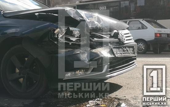 Медиків на місця не викликали: у Кривому Розі у ДТП потрапили Skoda та Volkswagen, Renault та Mitsubishi