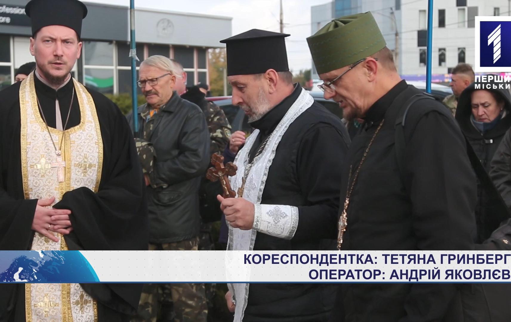 Панихида по погибшим защитникам