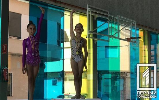 Две воспитанницы спортивной школы Кривого Рога получили золото и серебро на международных соревнованиях по художественной гимнастике
