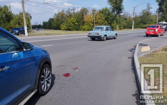 Червона автівка отримала удар позаду: на Дніпровському шосе Hyundai наздогнав Chery