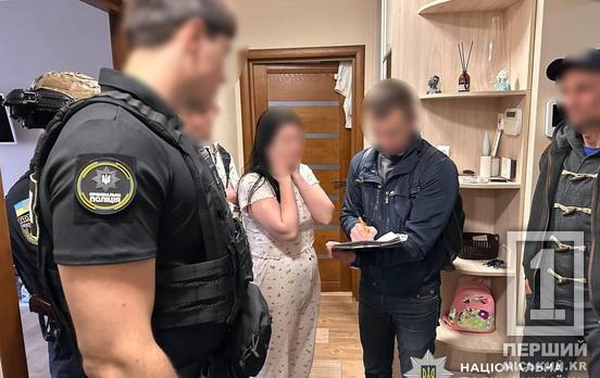 Заробляли гроші на підробках українського та іноземного розливу: мешканець Дніпропетровщини організував злочинну банду