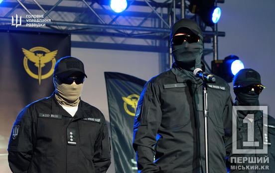 Згадка про українську військову блискавичність та нищівні поразки окупантів: «Укрпошта» представила випуск «MAGURA