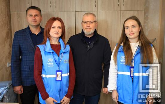 Житло для ВПО: у Кривому Розі вручили ключі ще від однієї відремонтованої квартири
