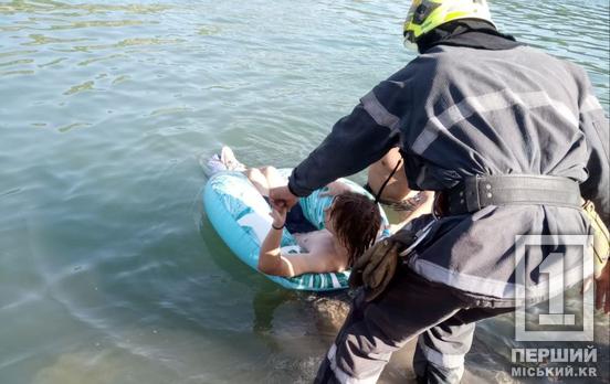 У Покровському районі Кривого Рогу хлопець зламав ноги після купання у кар’єрі