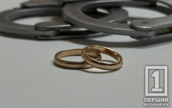 Справи амурні, справи темні: мешканець Дніпропетровщини намагався виїхати з країни у супроводі двох «дружин»