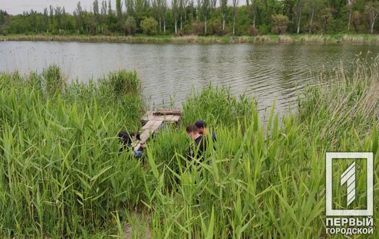В Кривом Роге на берегу реки нашли тело мёртвого мужчины