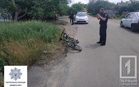 Патрульные Кривого Рога задержали мужчину с похищенными велосипедом, шлемом и инструментами
