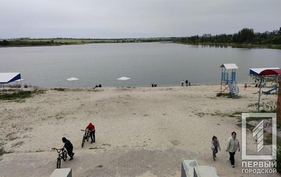 В четырёх районах Кривого Рога начали дезинфицировать пляжи и места отдыха у воды