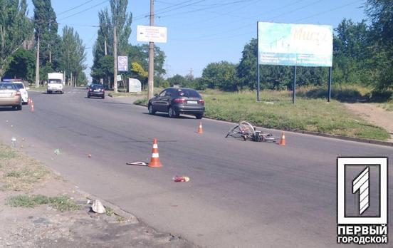 В Кривом Роге легковушка столкнулась с велосипедом, водителя двухколёсного госпитализировали