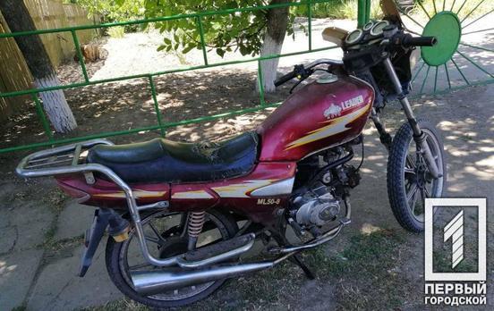 Угнал мотоцикл: полиция Кривого Рога задержала несовершеннолетнего парня