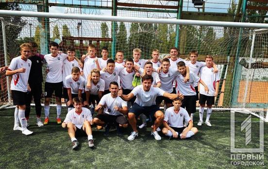 «Горняк» U-17 из Кривого Рога привёз золотые награды с футбольного турнира