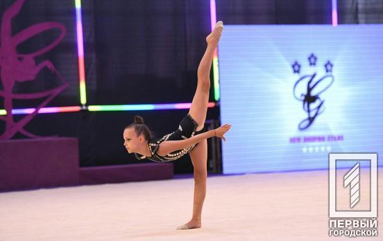 Три золота и серебро: гимнастки из Кривого Рога стали призёрами турнира New Dnipro Stars