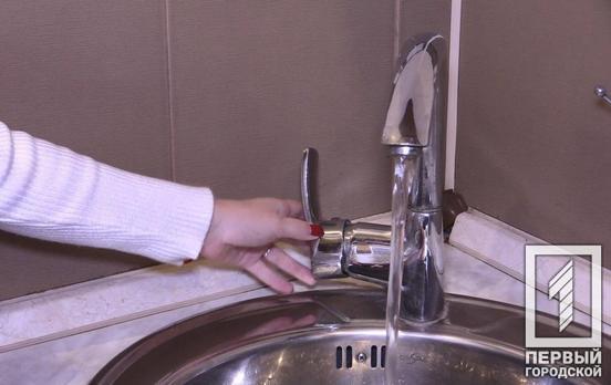 Из-за аварийных работ в Кривом Роге отключат воду: кому следует сделать запас