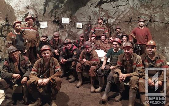 Спустя неделю после начала протеста на шахте «Октябрьская» в Кабмине намереваются рассмотреть вопрос о госпроверке на КЖРК