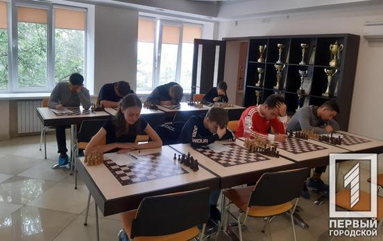 В Кривом Роге состоялся юношеский чемпионат города по решению шахматных задач