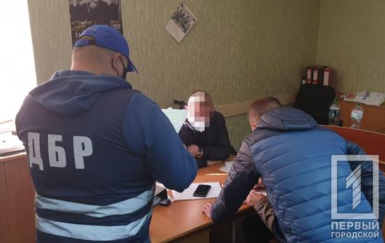 Двух работников полиции Кривого Рога уличили в присвоении вещдоков на 130 тысяч гривен, - прокуратура