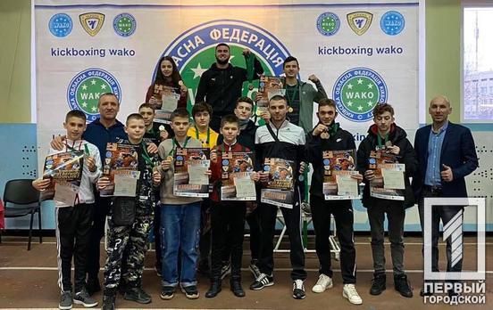 Борцы из Кривого Рога завоевали десять наград Всеукраинского турнира по кик-боксингу WAKO