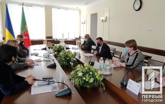Мэр Кривого Рога подписал меморандум о сотрудничестве с Украинским фондом социальных инвестиций для реконструкции амбулатории