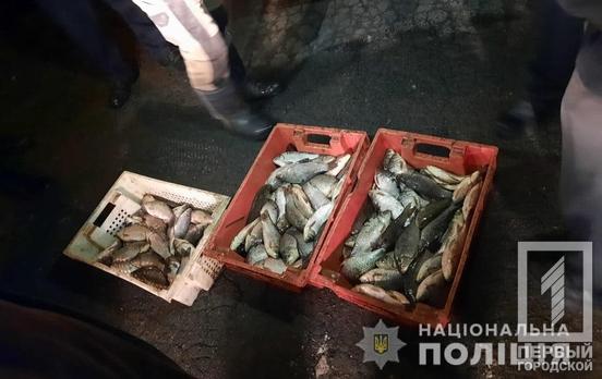 Поймал 200 рыб во время нереста: в Кривом Роге полицейские выявили горожанина с незаконным уловом