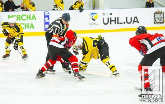 Нокаут-раунд: хоккейная команда из Кривого Рога пробилась в плей-офф молодёжного турнира Junior Hockey Cup и поборется за бронзу