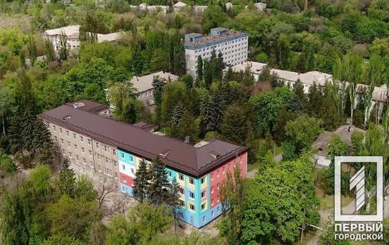 За счёт городского бюджета продолжается капитальная реконструкция инфекционной больницы Кривого Рога, в том числе и детского отделения