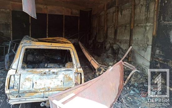 В одном из районов Кривого Рога в гараже сгорел автомобиль