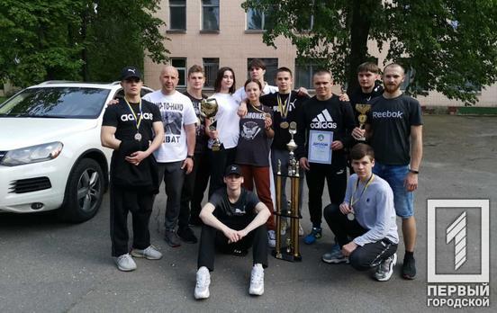 Спортсмены из Кривого Рога завоевали шесть наград всеукраинских соревнований по рукопашному бою